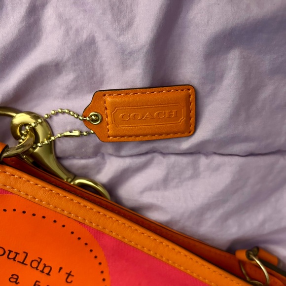 Coach- Casin Carry crossbody - Picture 8 of 8